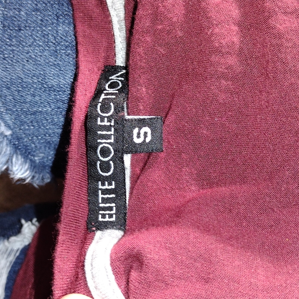 Shirt - Picture 3 of 4